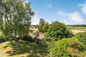 Ralph reviews a grade II farmhouse in clutton 