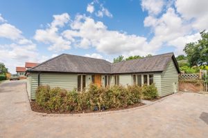 Detached bungalow in Malpas 
