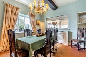 Ralph reviews a period property with additional accomodation dining room