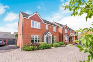 ralph reviews a detached house near farndon front view 