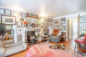 sitting room in a Georgian townhouse for sale with Rickitt Partnership estate agents