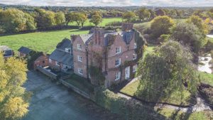 period property for sale in Malpas